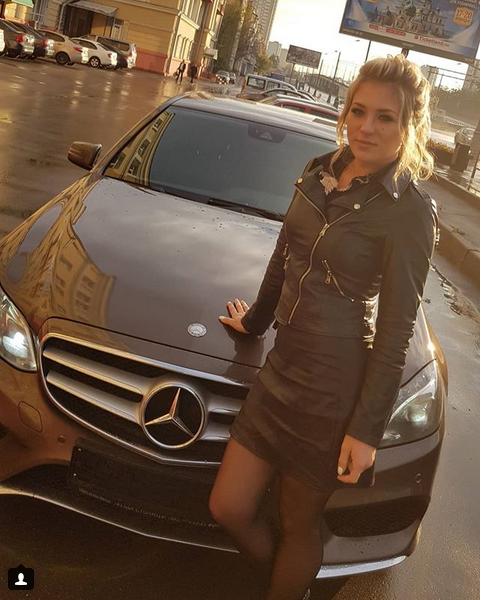 Ольга Бузова подарила автомобиль победителю своего гива